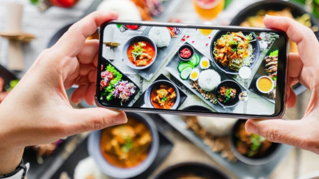 Contemporary café dining trends in India among GenZ